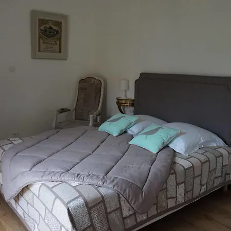 לינה וארוחת בוקר La Maison Gavinies *