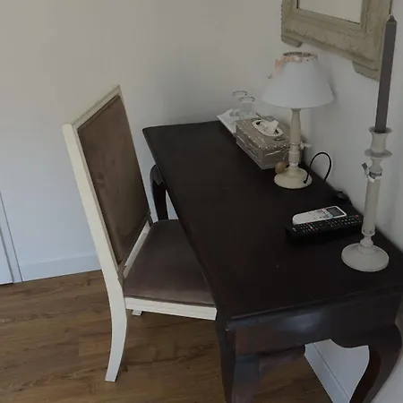 לינה וארוחת בוקר La Maison Gavinies בורדו