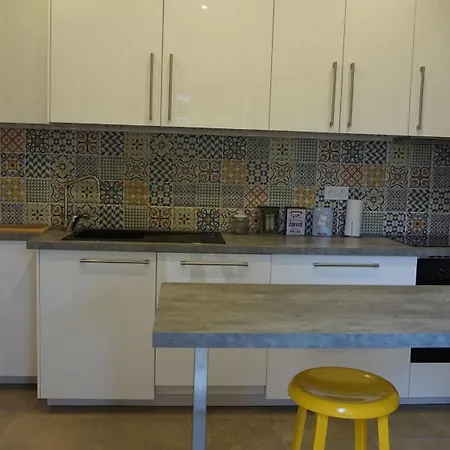 La Maison Gavinies לינה וארוחת בוקר *
