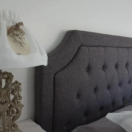 Bed & Breakfast La Maison Gavinies *