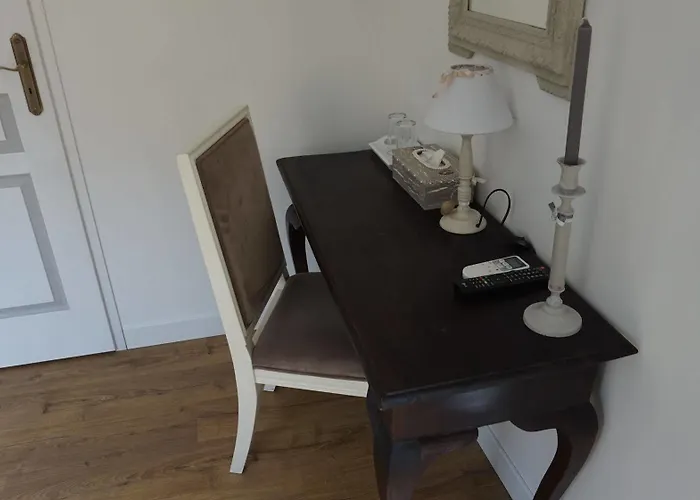 Oda ve Kahvaltı La Maison Gavinies Bordeaux